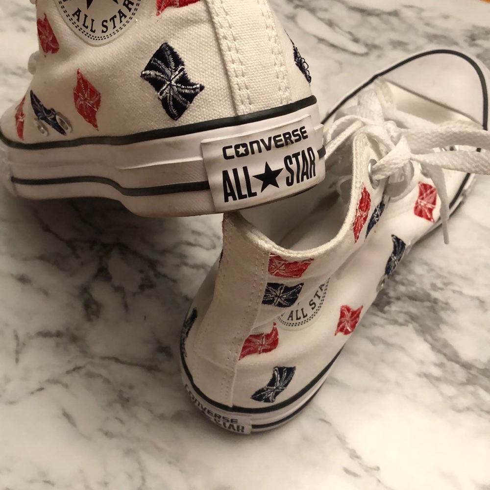 Chuck Taylor All Star Converse - Picture 5 of 8